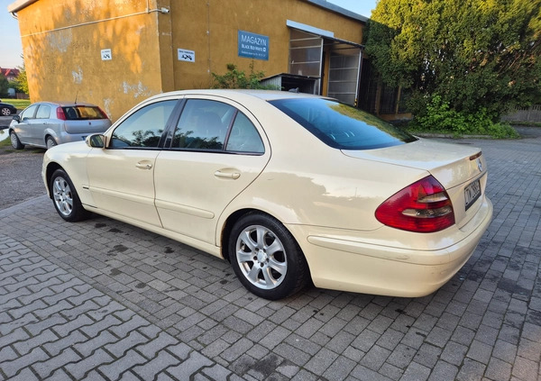 Mercedes-Benz Klasa E cena 6500 przebieg: 395658, rok produkcji 2005 z Siedliszcze małe 67